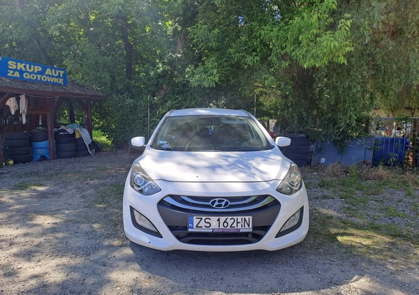 Hyundai I30 cena 23900 przebieg: 220000, rok produkcji 2013 z Płońsk małe 92